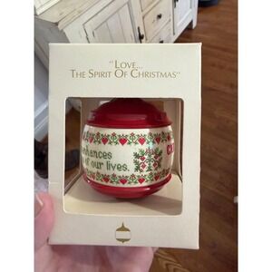 vtg Hallmark Keepsake Ornament from 1983.